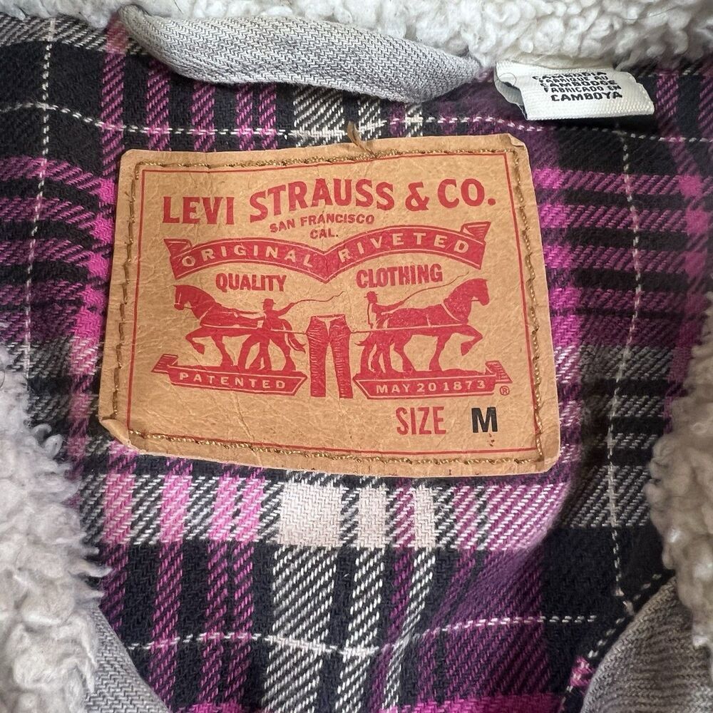 Levi's Flannel Lined Washed Gray Denim Trucker Jacket Sherpa Collar Women's Med - Picture 8 of 13